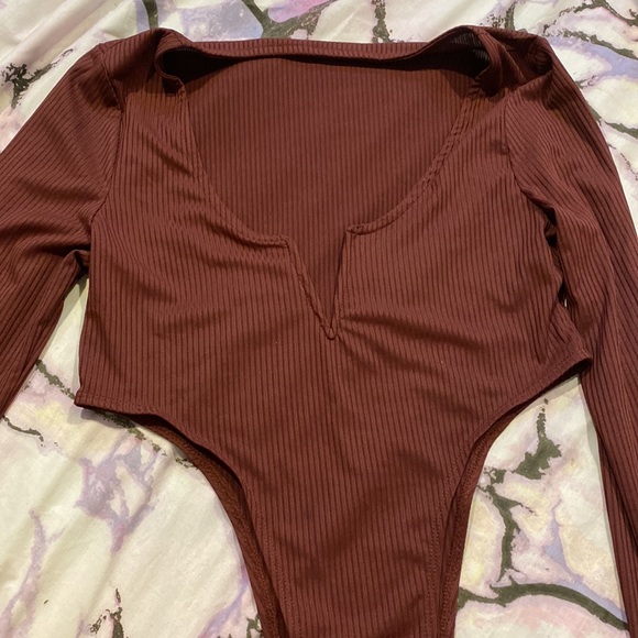 Shein high cut bodysuit - Picture 3 of 4